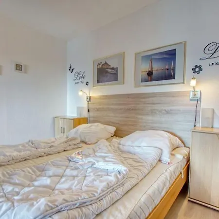 - Haus A, App 0aeg05