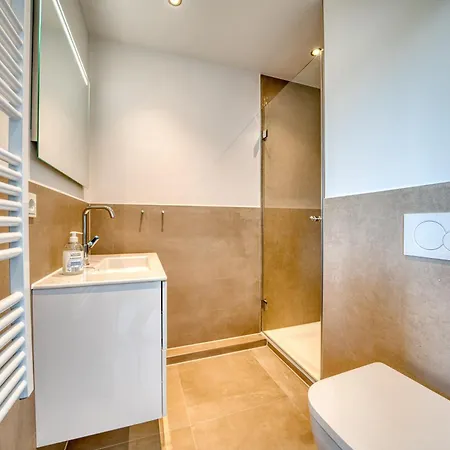 - Haus A, App 0aeg05